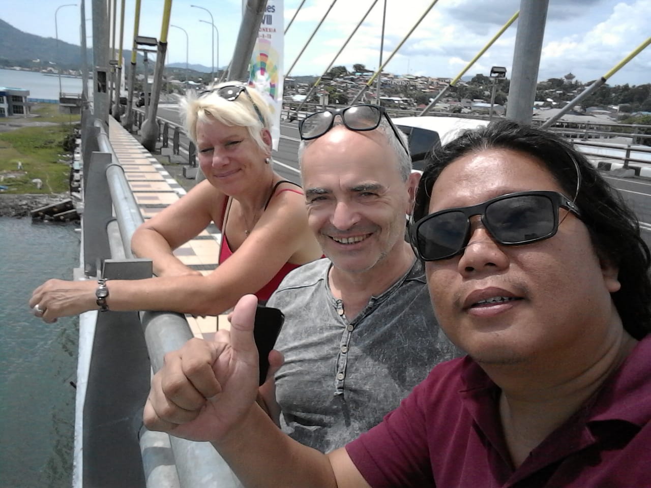 苏加诺大桥城市观光