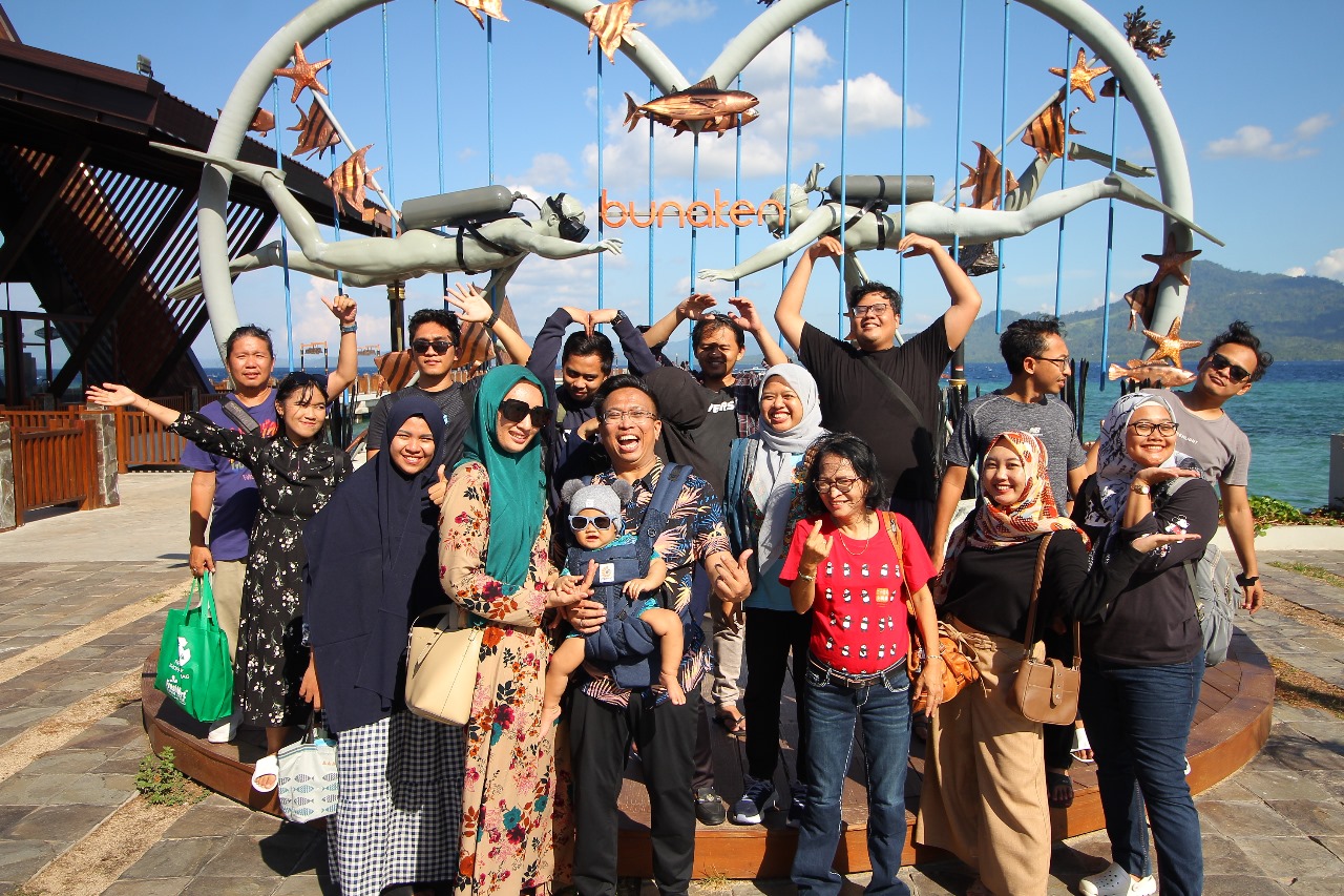 布纳肯海滨团体旅游